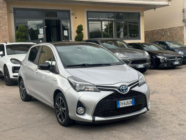 Toyota Yaris 1.5 Hybrid 5 porte Cool