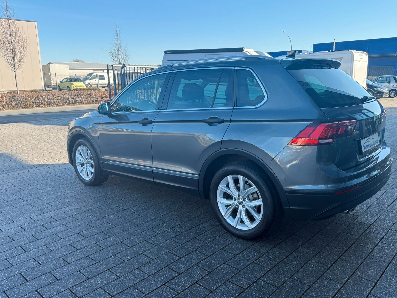 Fahrzeugabbildung Volkswagen Tiguan IQ.DRIVE Start-Stopp