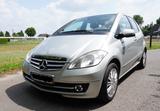 Mercedes-Benz A 160 ELEGANCE Autotronic ELEGANCE - Mercedes-Benz A 160 Gebrauchtwagen in Mönchengladbach