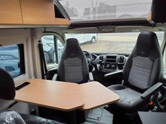 Adria Twin 640 SGX 60 Y Edition, Automatik