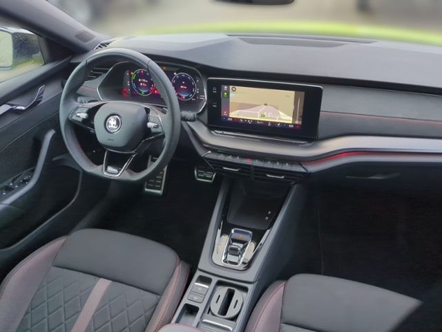 Fahrzeugabbildung SKODA Octavia Combi 1.4 TSI DSG iV RS AHK DCC ACC COLU