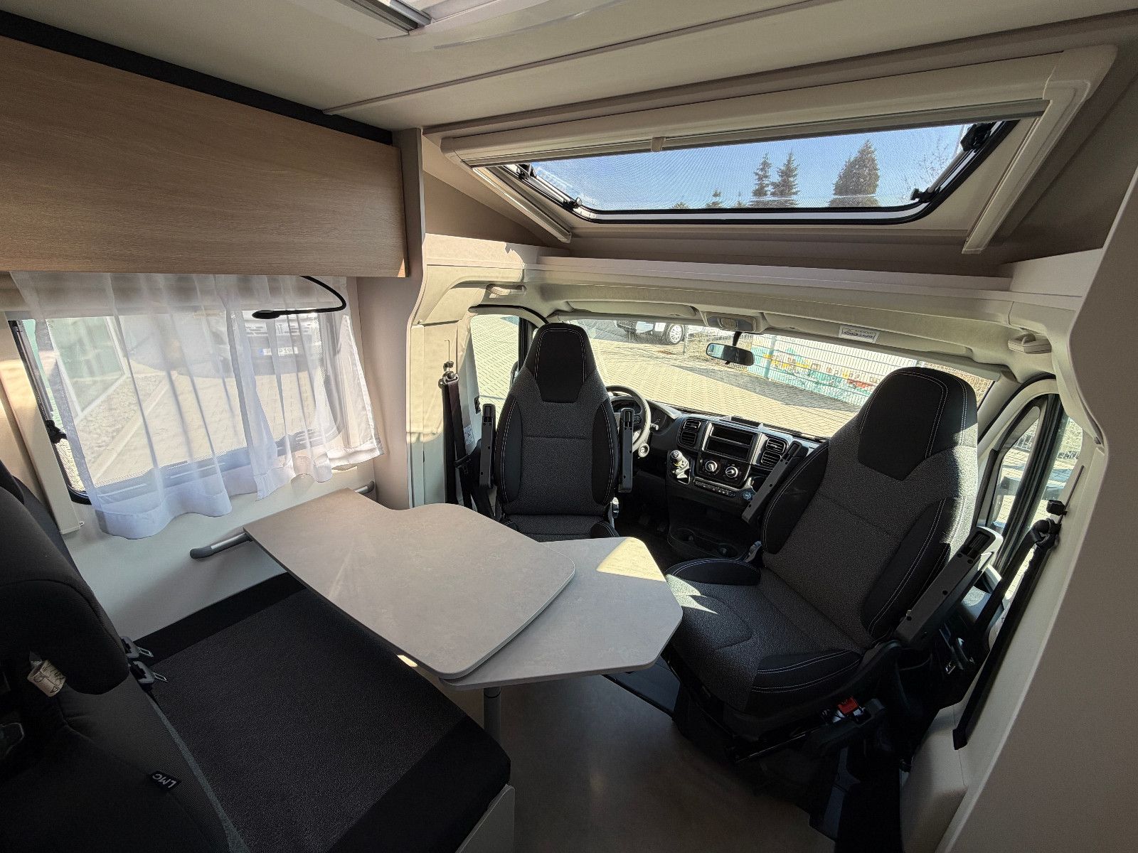 Fahrzeugabbildung LMC Tracer 670 V - 10.499€ sparen!