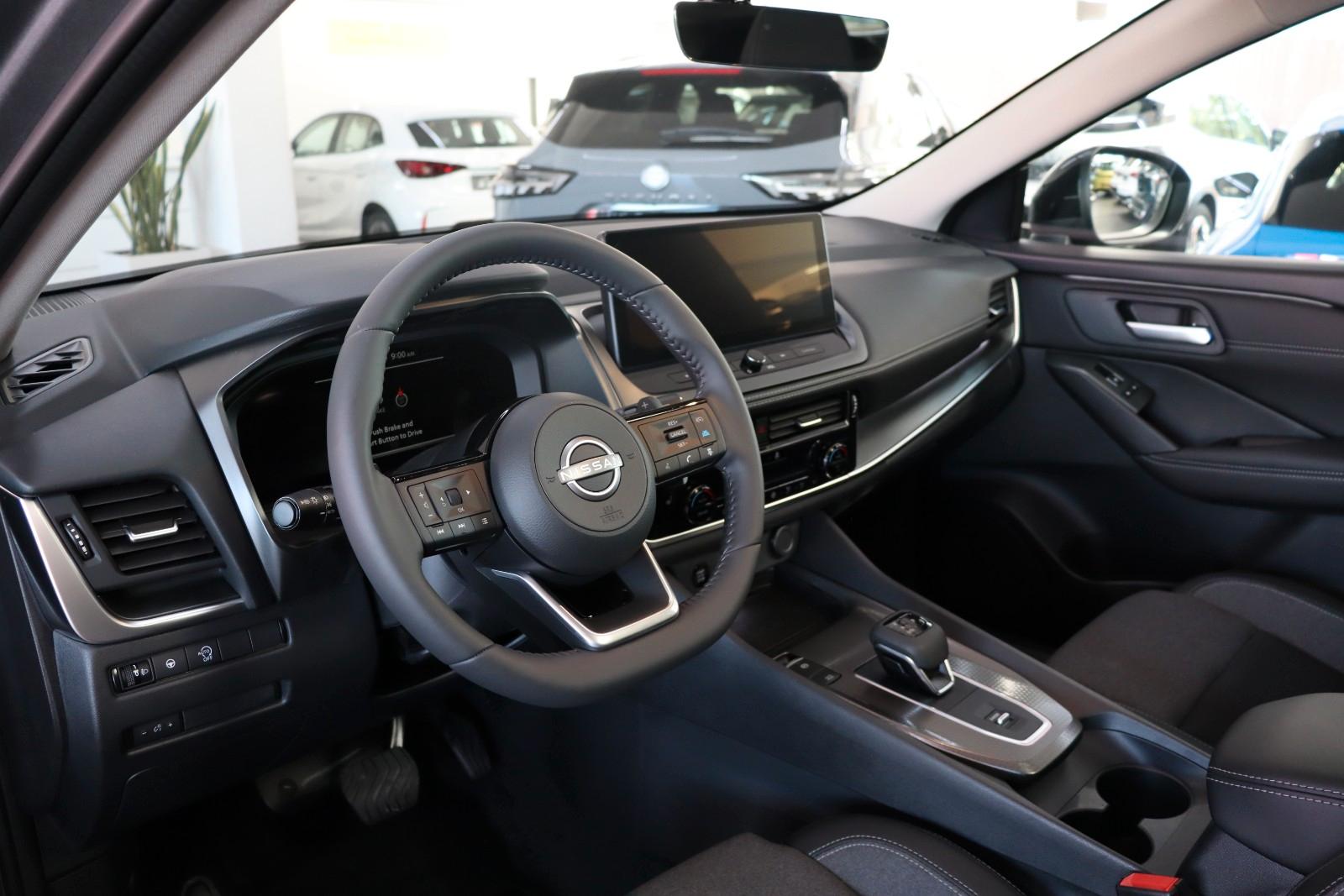 Nissan Qashqai 1.3 AT N-Connecta 4WD,PANO,TLeder SOFORT, миниатюра 11