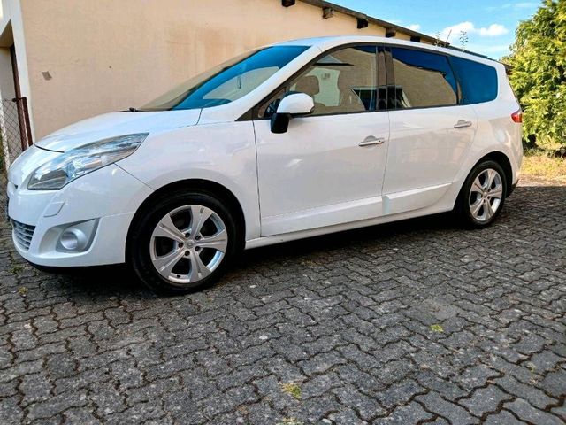 Renault Scenic 2.0 16V Grand Dynamique