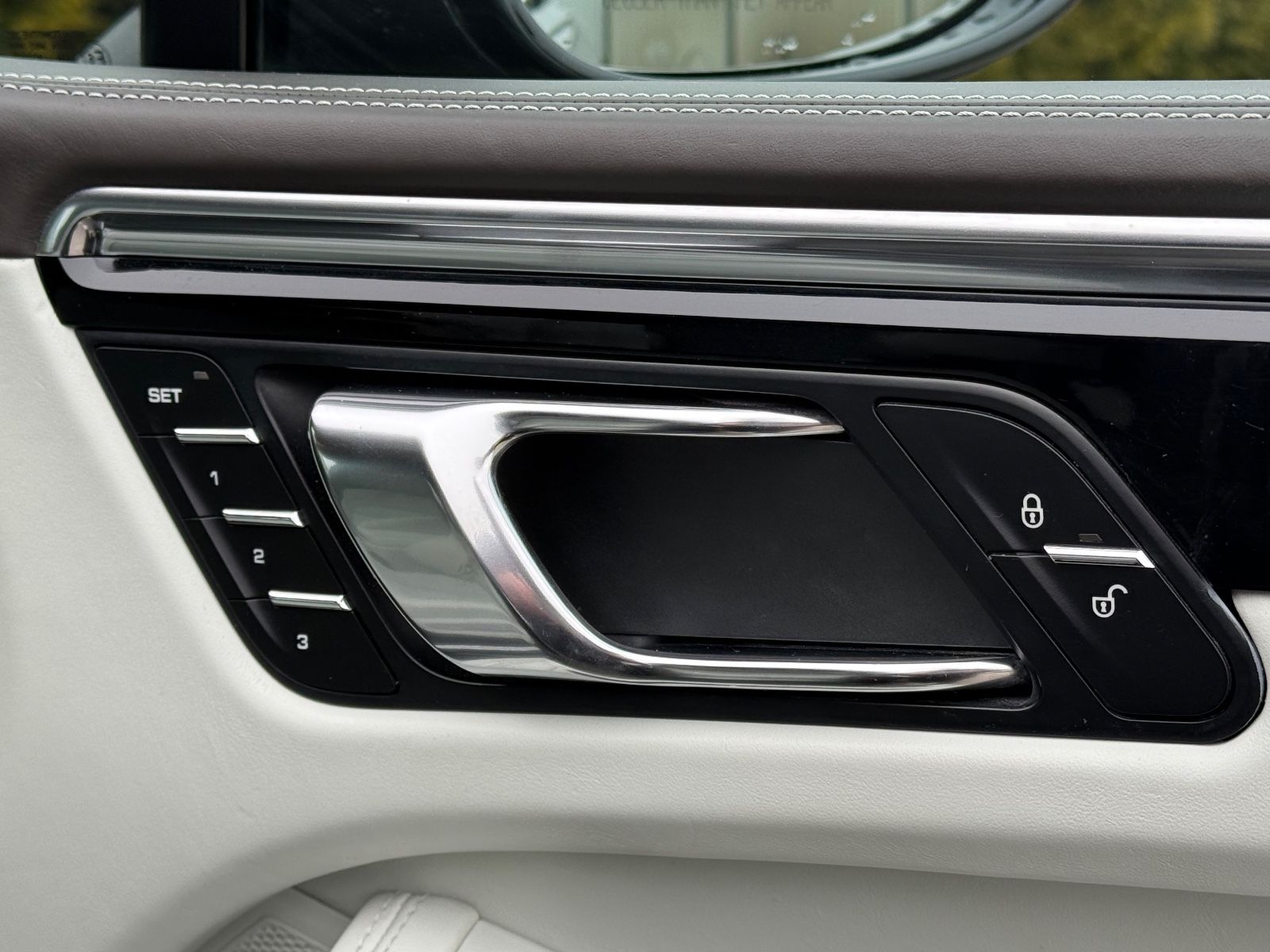 Porsche Macan Turbo 3.6-Chrono/Bose/21 ZOLL-Alcantara foto 49