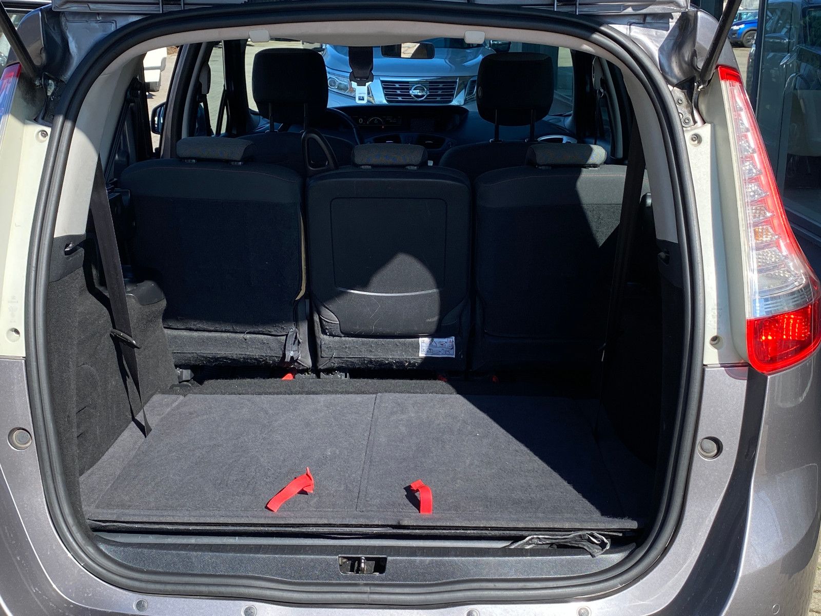 Fahrzeugabbildung Renault Scenic III Grand Paris