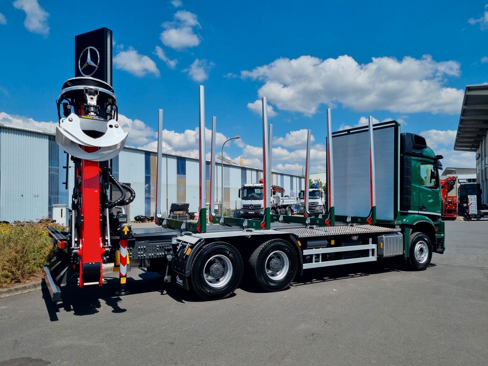 Fahrzeugabbildung Mercedes-Benz Arocs 2651 L 6x4 Palfinger Epsilon TZ12-98