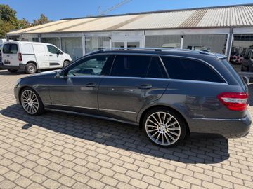 Mercedes E 250 - 8