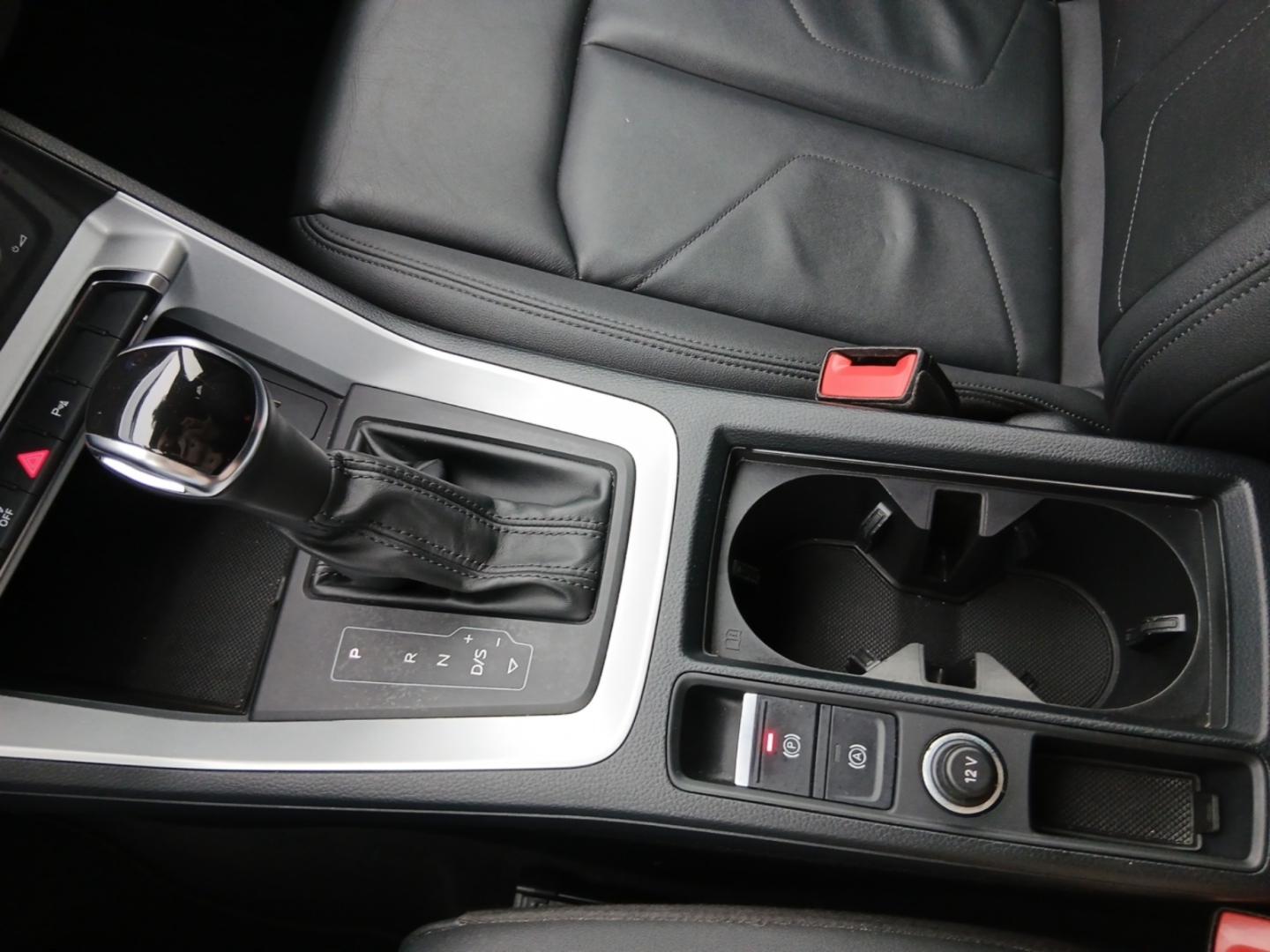 Audi Q3 35 TFSI Advanced *Pano*Kamera*Navi*Virtual*