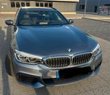 BMW 540i xDrive Touring - BMW 540 mit Benzin-Antrieb: Kombi