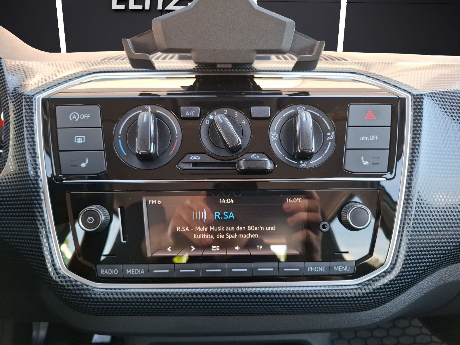 Fahrzeugabbildung Volkswagen up! Klima DAB SH