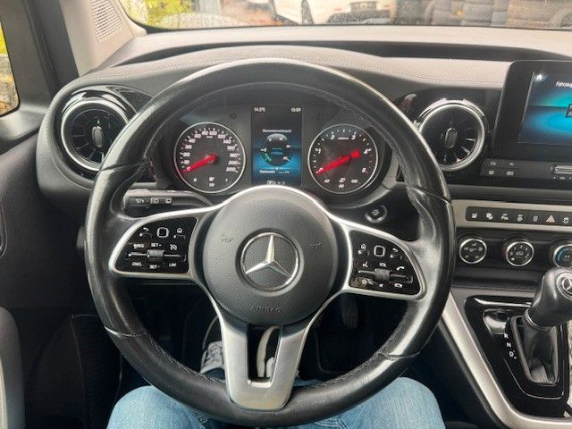 Fahrzeugabbildung Mercedes-Benz T-Klasse 180 CDI LED ALCANTARA KAMERA AUTOMATIK