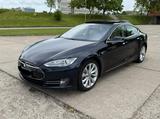 Tesla Model S P85 CCS Adapter 3g Internet  - Tesla Model S: P85