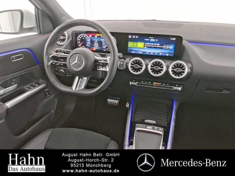 Fahrzeugabbildung Mercedes-Benz GLA 200 AMG/MULTIB./AHK/KAM./DISTRO./WINTER/..