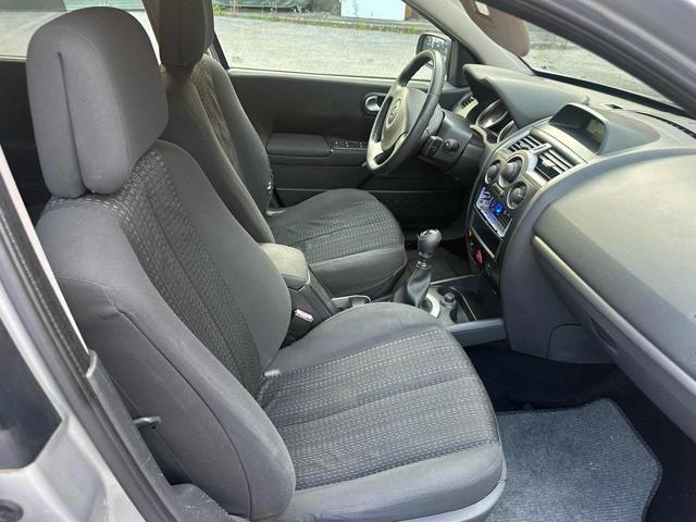 Renault Megane 2006 — photo 9