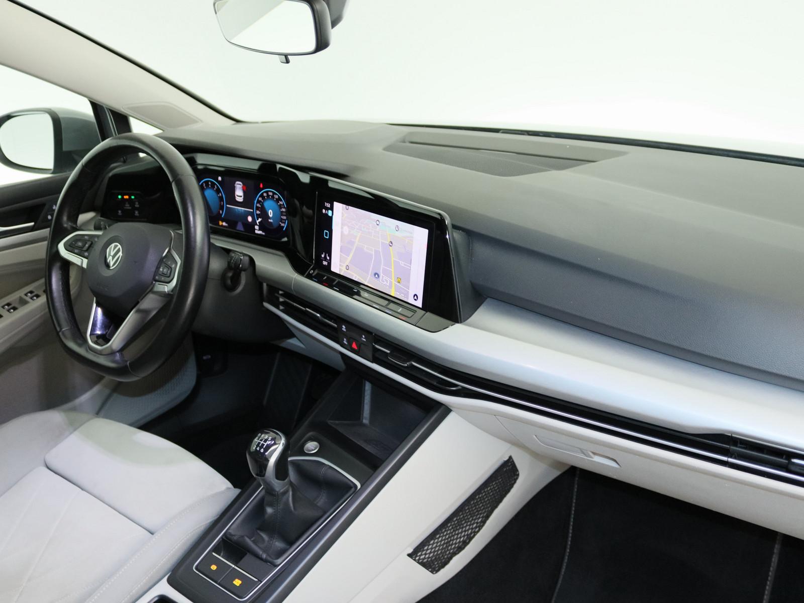 Volkswagen Golf VIII 1.0 TSI Life LED NAVI SHZ PDC MEMORY, миниатюра 6
