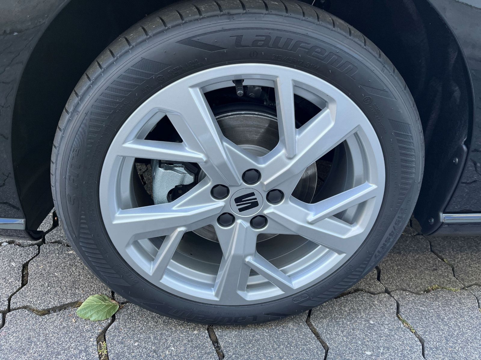 Fahrzeugabbildung SEAT Ibiza 1.0 TSI 85 kW Style 17" SHZ PDC LED
