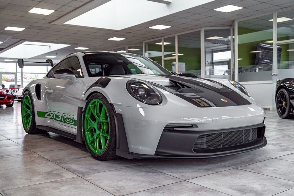 Image of Porsche 992