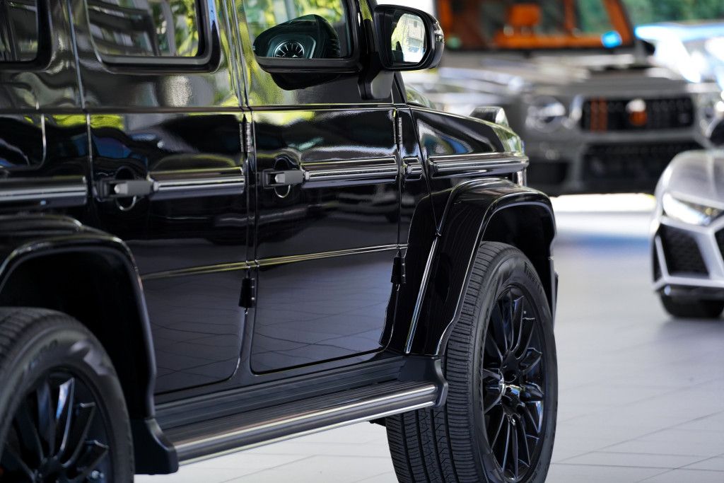 Mercedes Benz G 400