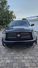 Dodge RAM HEMI (LPG) Crew Cab Deutsches Fahrzeug