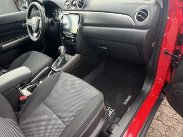 Fotografie 13 des Suzuki Vitara 1.4 Hybrid Comfort AT