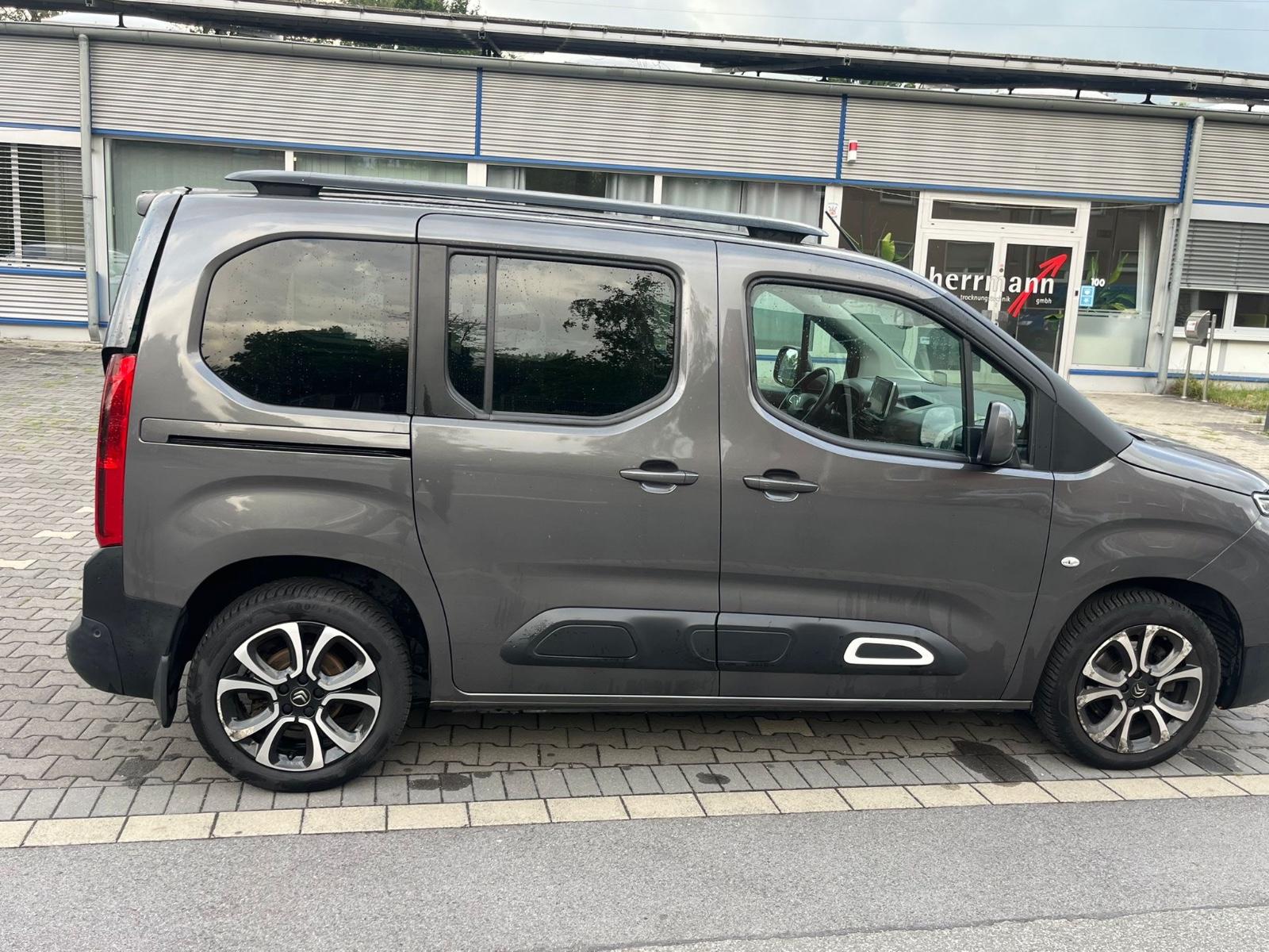 Citroën Berlingo PureTech 130 S&S SHINE M EAT8 SHINE