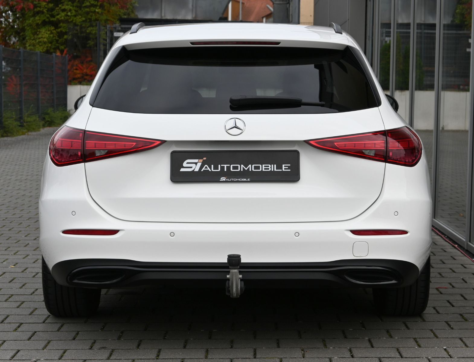 Fahrzeugabbildung Mercedes-Benz C 200 d T Avantgarde °Night Pak°AHK°ILS°360°KAM