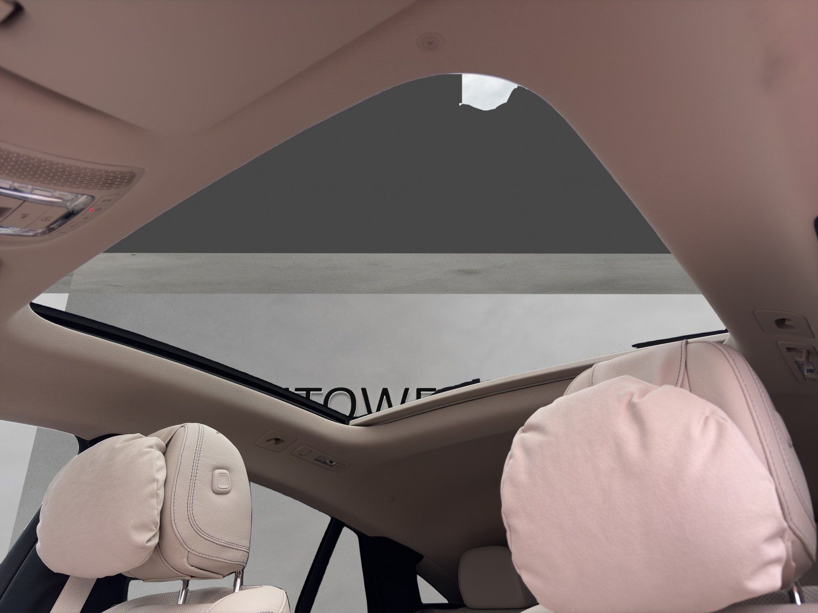 Fahrzeugabbildung Mercedes-Benz GLE 450 d 4M Coupé AMG Distr HUD Burm3D PANO AHK