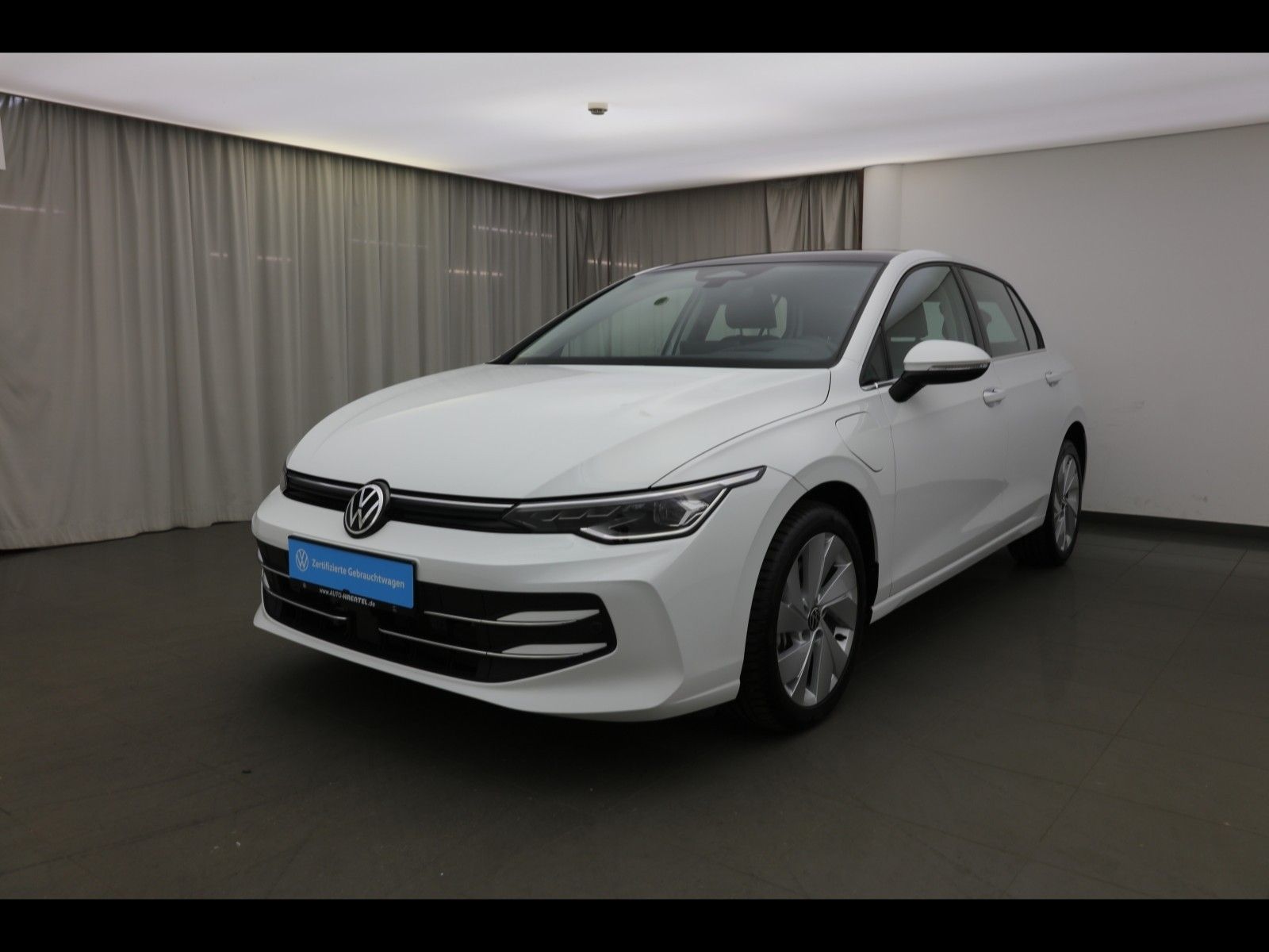 Volkswagen GOLF STYLE EHYBRID 1.5 TSI DSG (ACC-RADAR) Navi foto 2