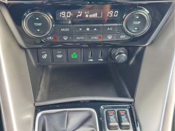 Mitsubishi Eclipse Cross Intro Edition*LED*Kamera*PDC*SHZ*