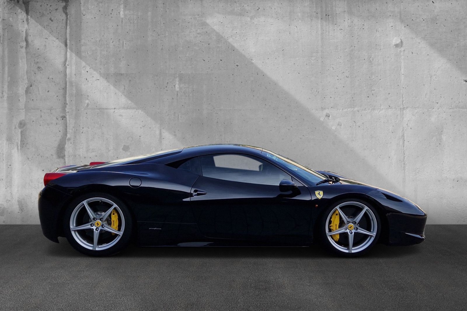 Fahrzeugabbildung Ferrari 458 Italia*dt. Auto*Carbon*AFS*