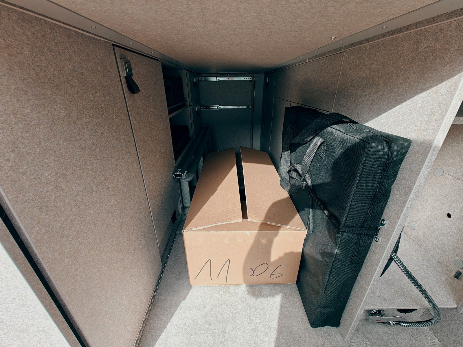 Fahrzeugabbildung HYMER / ERIBA / HYMERCAR GRAND CANYON S 4x4 MB 700 - NEU! MODELL 2026