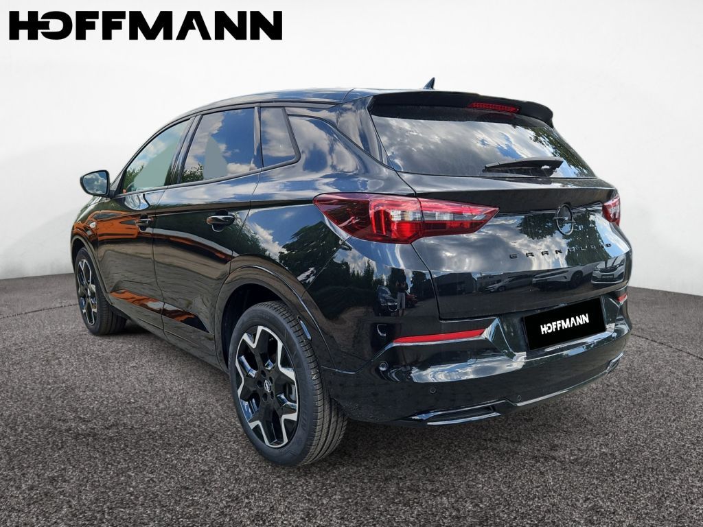 Fahrzeugabbildung Opel Grandland 1.2 GS Navi LED Matrix Park&Go WKR Alu