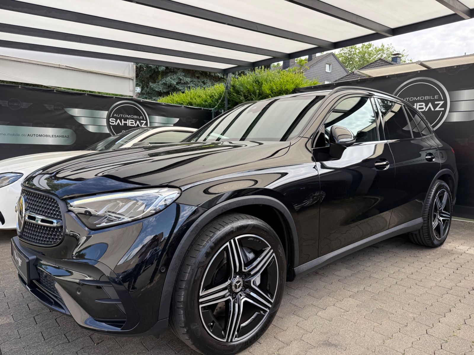 MERCEDES-BENZ GLC 220 d 4Matic* AMG*NIGHT*PANO*ACC*TOWI*SPUR