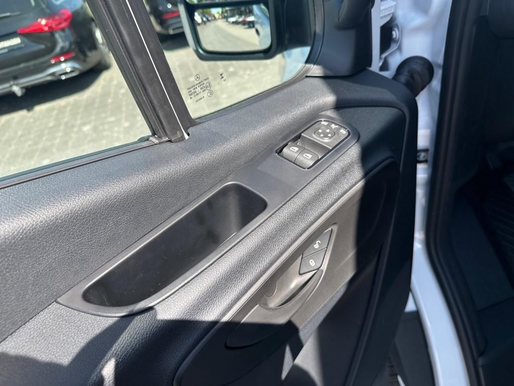 Fahrzeugabbildung Mercedes-Benz Sprinter 315 CDI Kasten BASE L2H2 AHK KAM SpurA