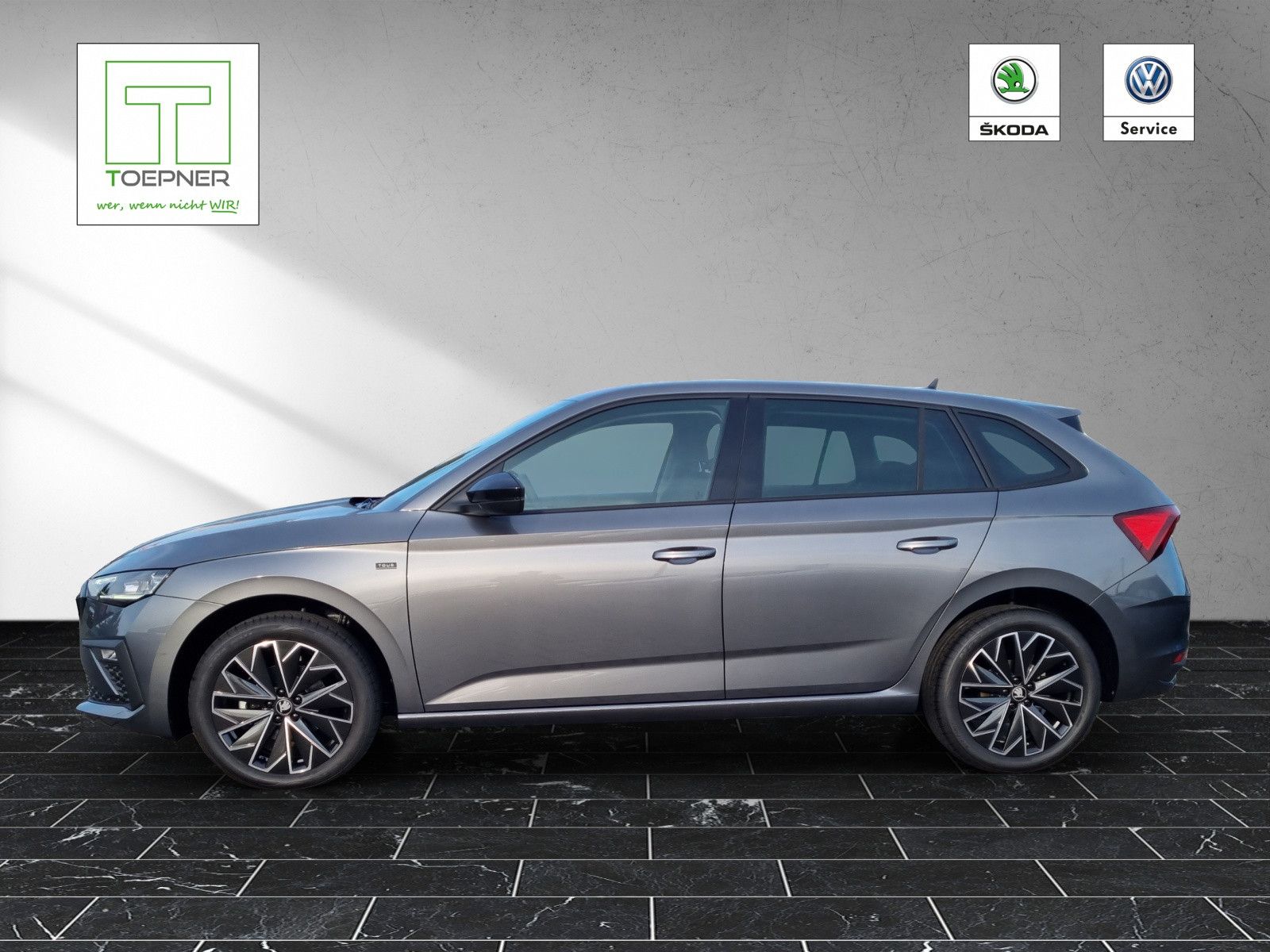 Fahrzeugabbildung SKODA Scala Tour 1,0 TSI DSG Simply Clever Black