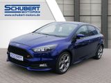 Ford Focus 2.0 EcoBoost ST Leder-Sport-Paket Navi Bi- - Ford Focus mit Benzin-Antrieb: Limousine, 2.0