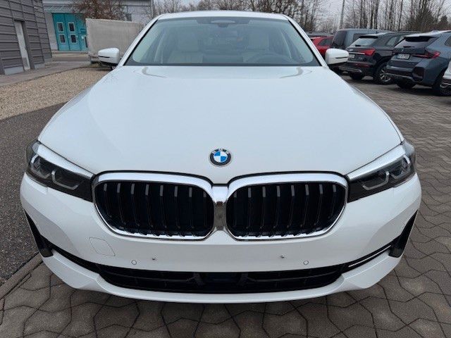 BMW 545 e xDrive Lim.  Head-Up / Leder /