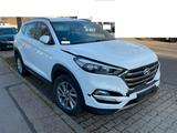 Hyundai Tucson Style 4WD - Hyundai: Unfallwagen