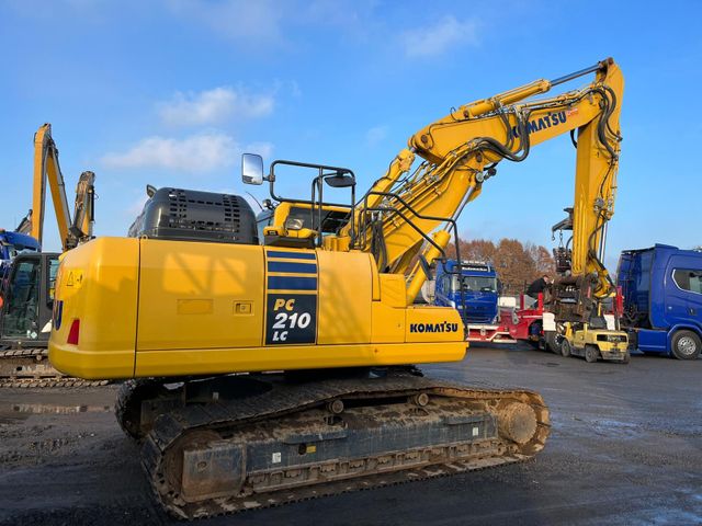 Komatsu Kettenbagger PC 210 LC 11