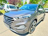 Hyundai TUCSON 1.6 Advantage Aut/Klima/Sitzheizung