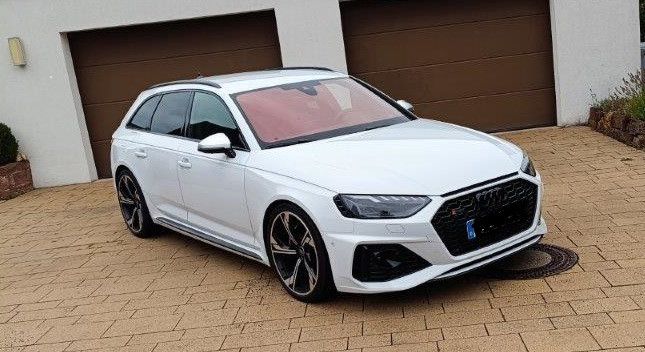 Image of Audi RS4