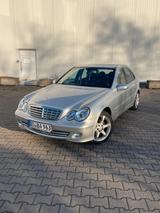 Mercedes-Benz C180 W203 Sport Edition Automatik top Zustand  - Mercedes-Benz W203
