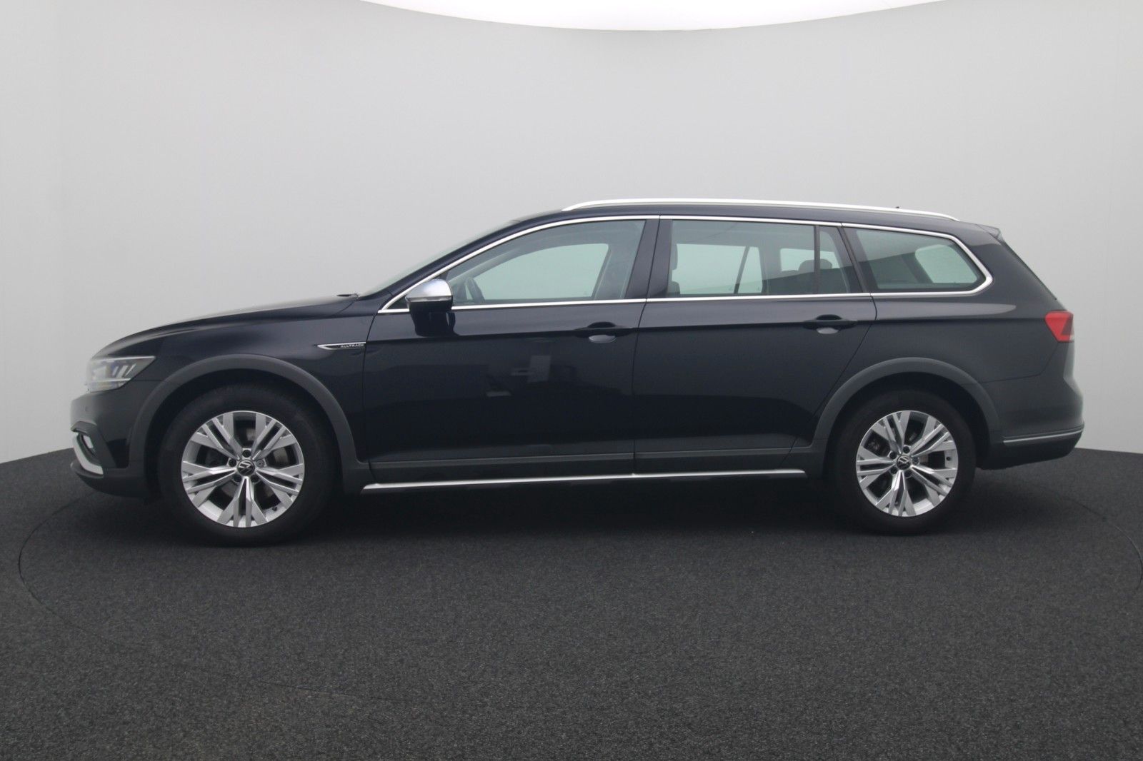 Fahrzeugabbildung Volkswagen Passat Variant 2.0 Alltrack NAVI ACC LED STHZ