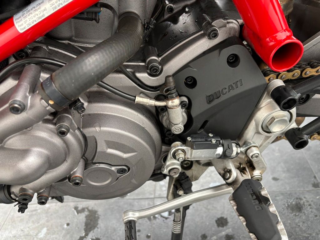 Fahrzeugabbildung Ducati HYPERMOTARD 950 SP *WENIG KILOMETER *TOP-ZUSTAND