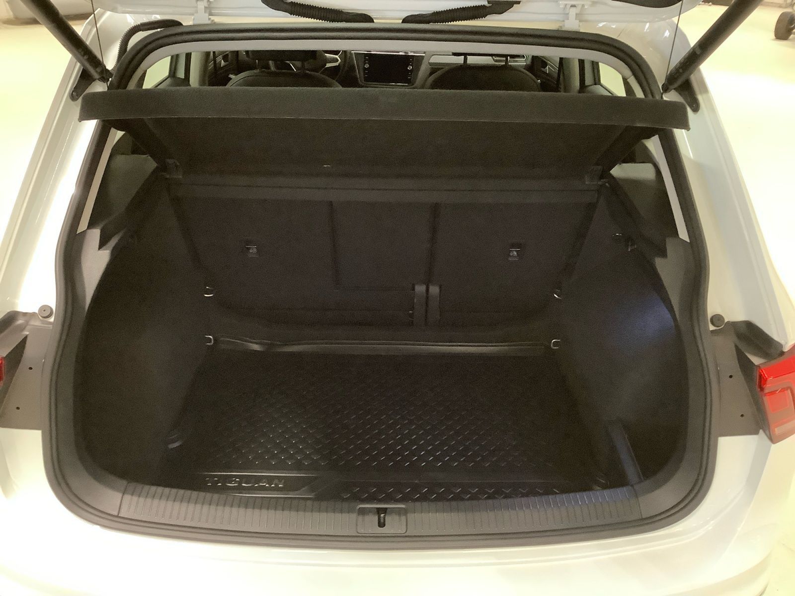 Tiguan Life 1,5 TSI 110 kW DSG Matrix, Leder, A