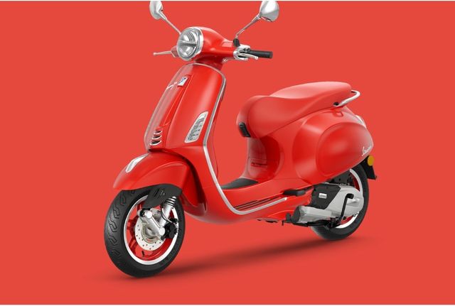 Vespa Primavera 125 RED Eu5+ - sofort!