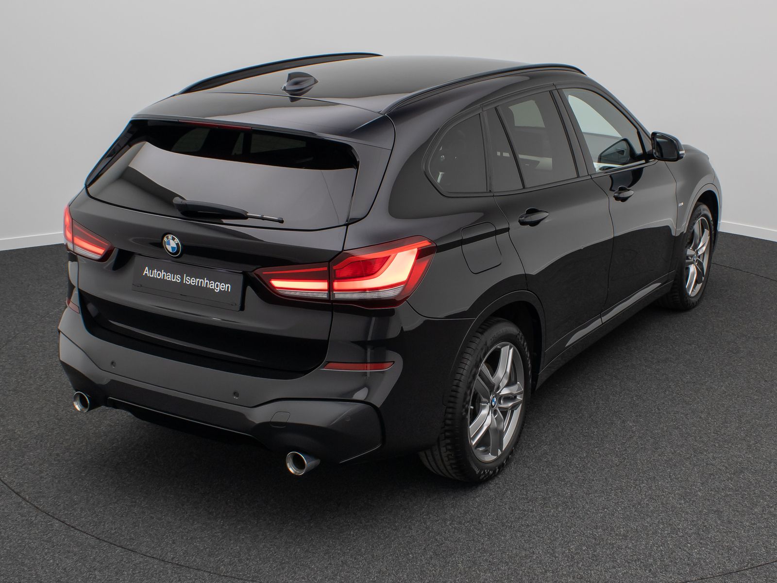 Fahrzeugabbildung BMW X1 xD20d M Sport Parkassist Lenkrhz HUD DAB HiFi