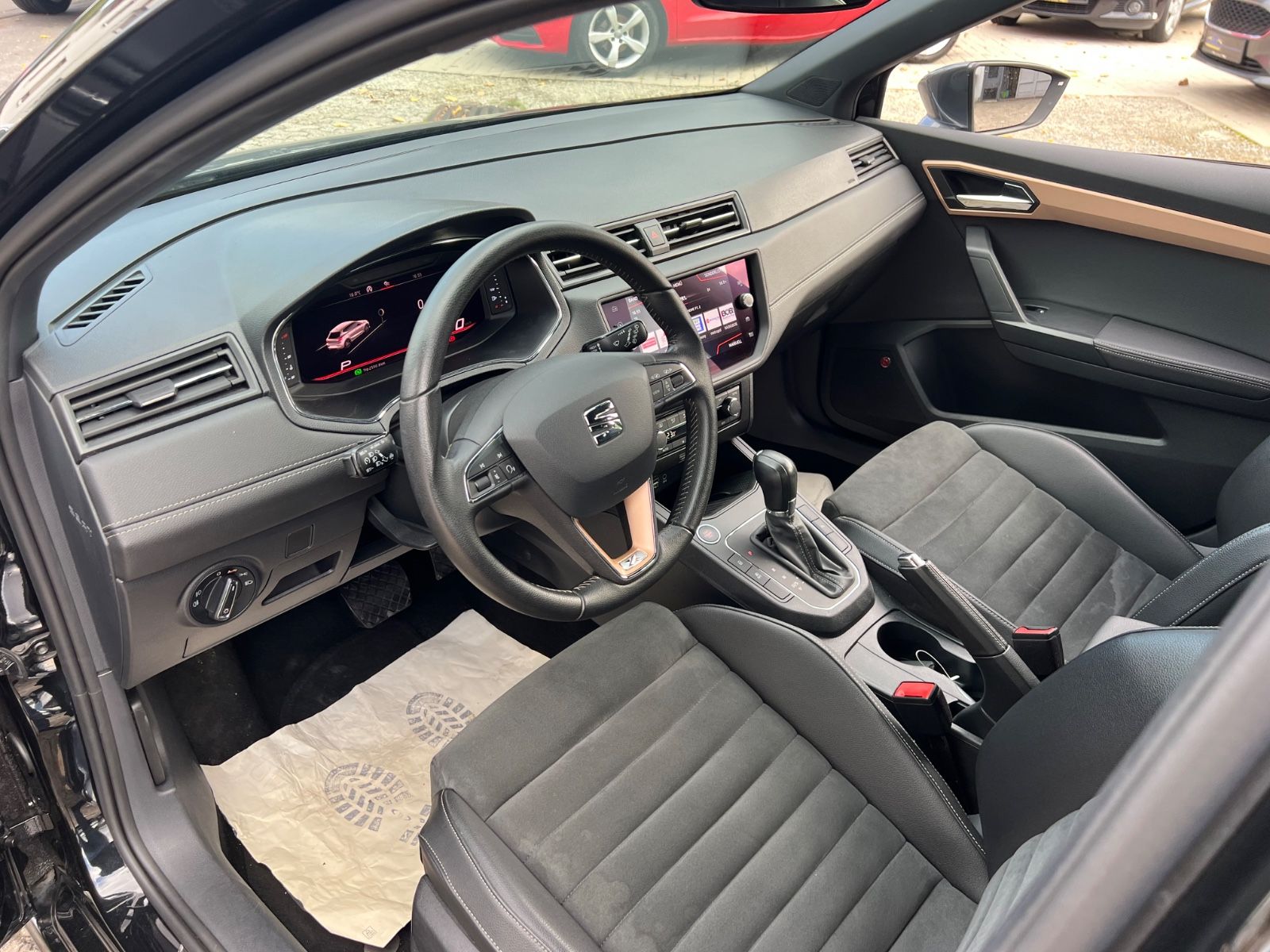 Fahrzeugabbildung SEAT Ibiza Xcellence Sport DSG *KEYLESS*ALCANTARA*LED