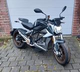 Zero SR/F 14,4 Premium 2021 6KW Ladeleistung - ZERO SR